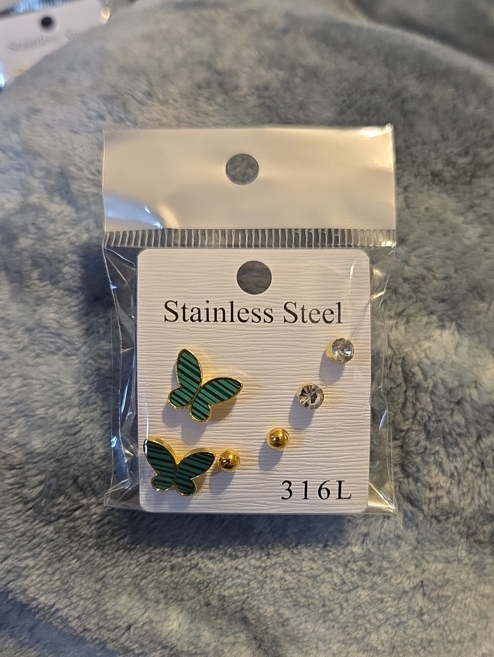 3/$10 Bundle Deals Green And Black Butterfly Earring Set